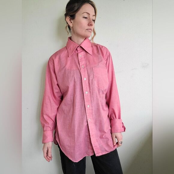 The Big Red Oversized Dagger Collar Button Down XL - Picture 8 of 14